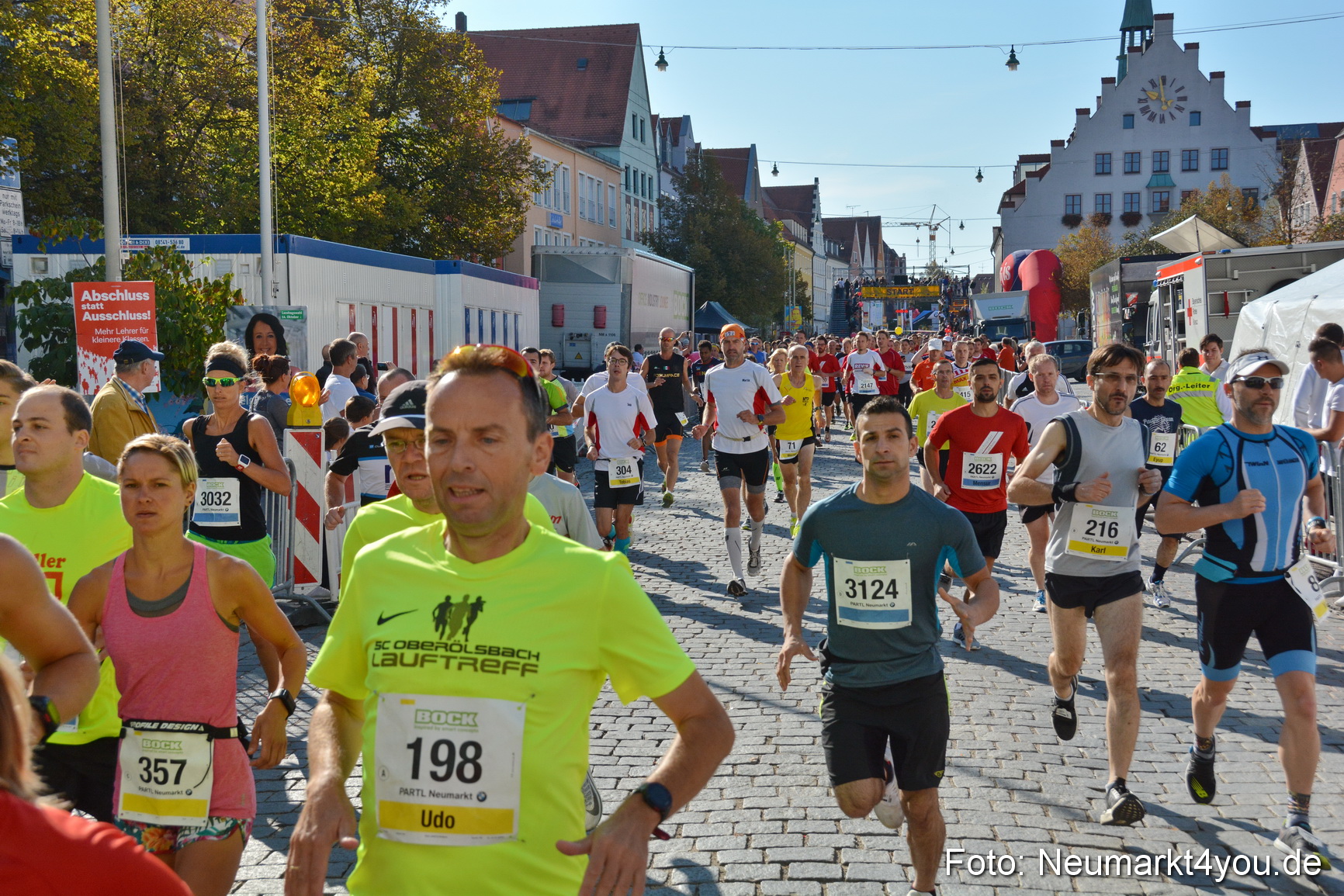 Unterer Markt Stadtlauf Neumarkt 2018 0046